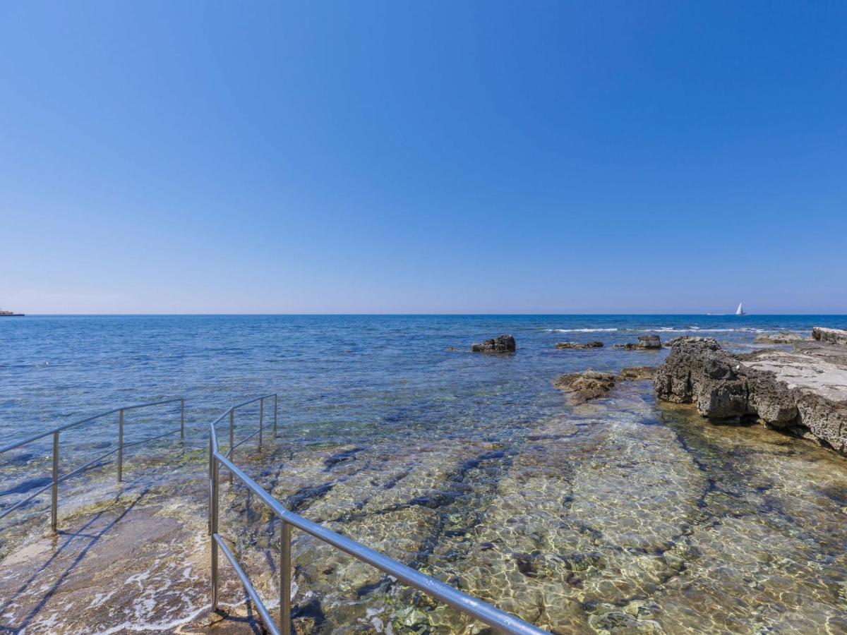 Apartment Mira-2 By Interhome Ουμάγκ Εξωτερικό φωτογραφία